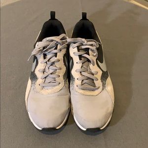 Nike sneakers size 9